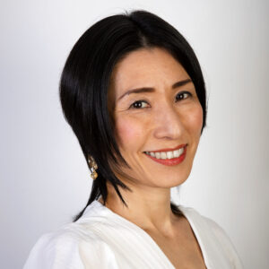 Noriko Headshot photo